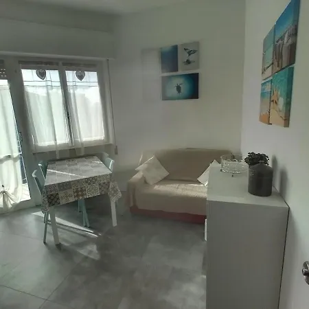 Vacanzemarecervia Terzo Piano דירה קרביה